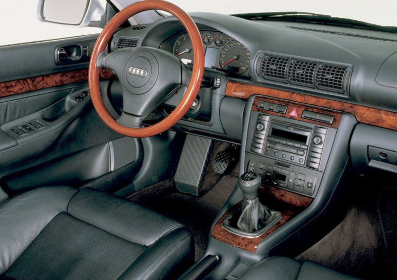 Audi A4 Avant (1996-01) (5)