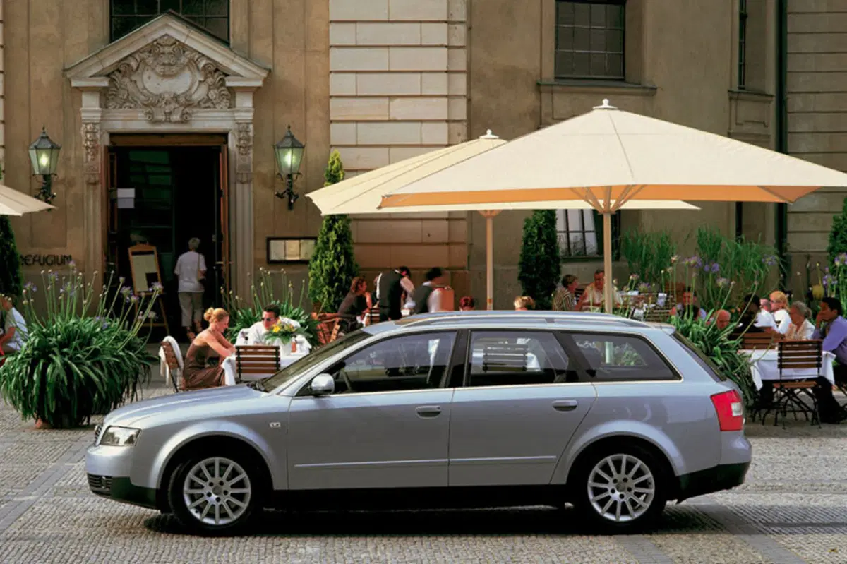 Audi A4 Avant (2001-04) (3)
