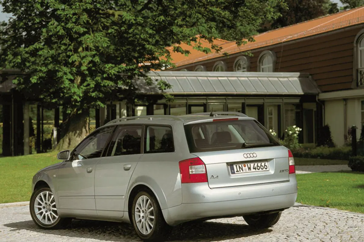 Audi A4 Avant (2001-04) (2)