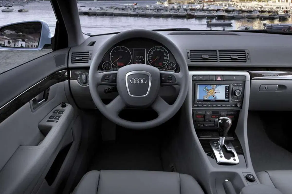 Audi A4 Avant (2004-08) (5)