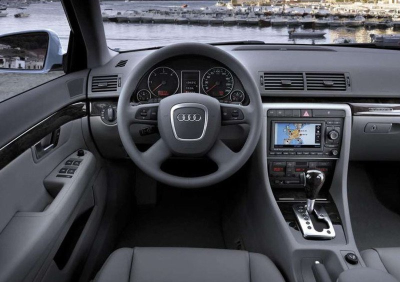Audi A4 Avant (2004-08) (5)