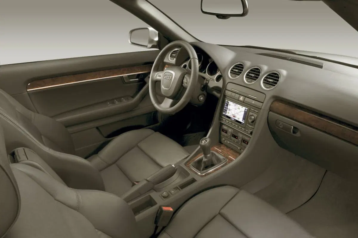 Audi A4 Cabrio (2005-09) (5)