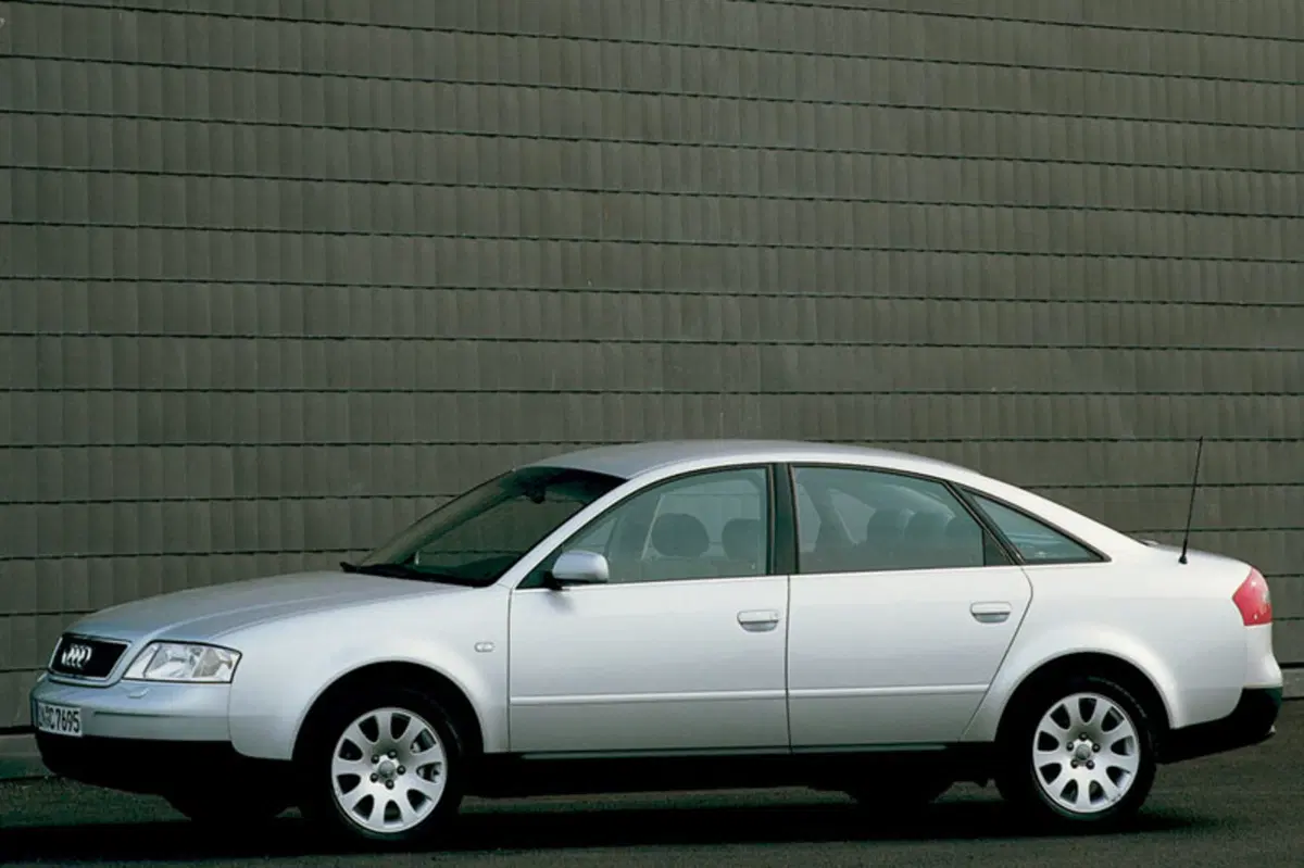 Audi A6 1.9 TDI cat Ambiente (4)