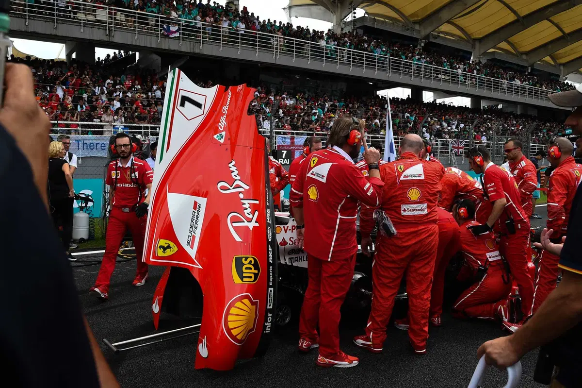 F1, GP Malesia 2017: vince Verstappen. Quarto Vettel (8)