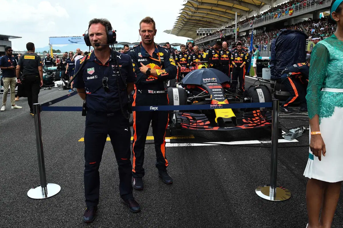 F1, GP Malesia 2017: vince Verstappen. Quarto Vettel (4)