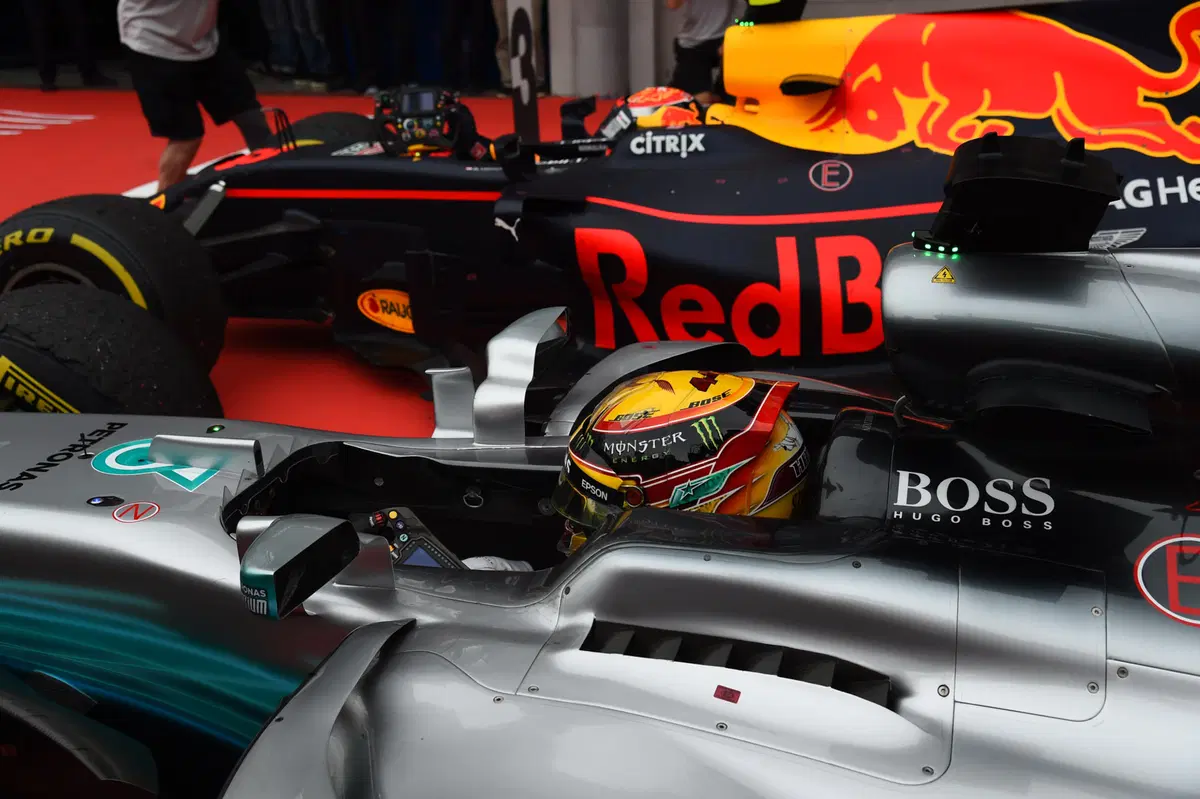 F1, GP Malesia 2017: vince Verstappen. Quarto Vettel (20)