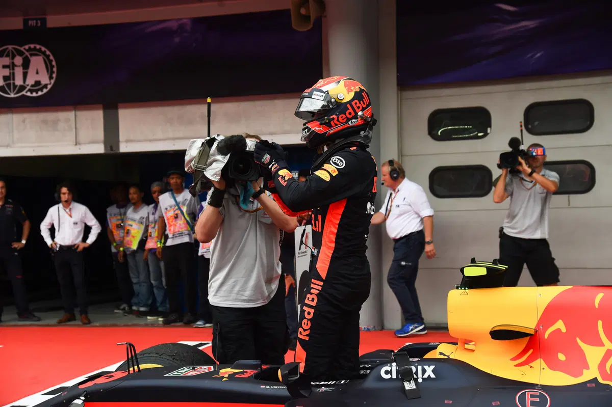 F1, GP Malesia 2017: vince Verstappen. Quarto Vettel (25)