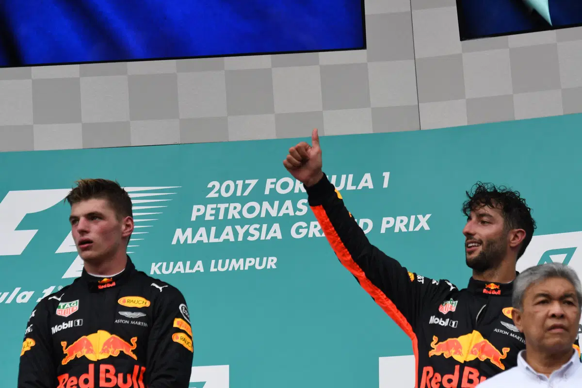 F1, GP Malesia 2017: vince Verstappen. Quarto Vettel (46)
