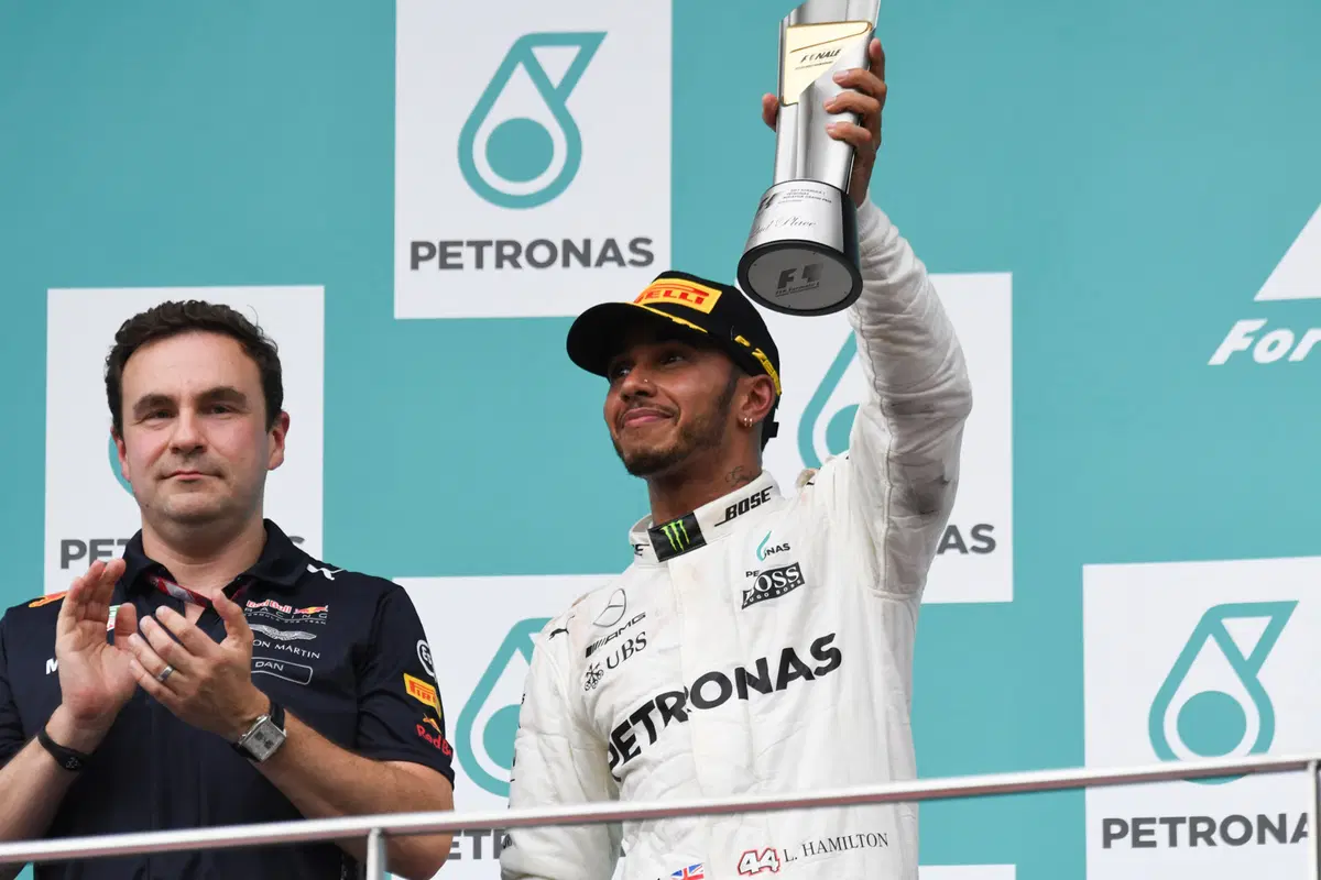F1, GP Malesia 2017: vince Verstappen. Quarto Vettel (52)