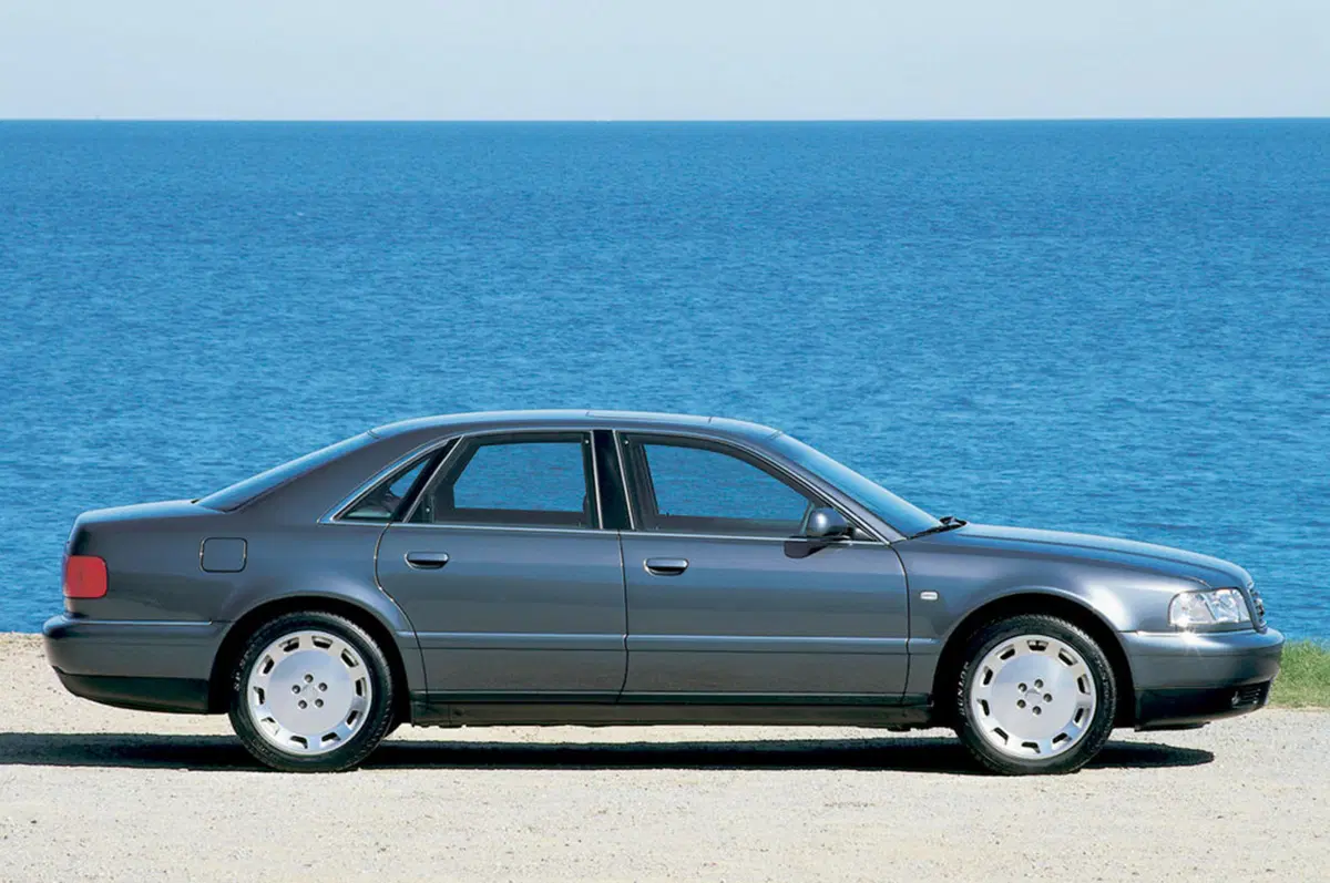 Audi A8 (1994-02) (2)