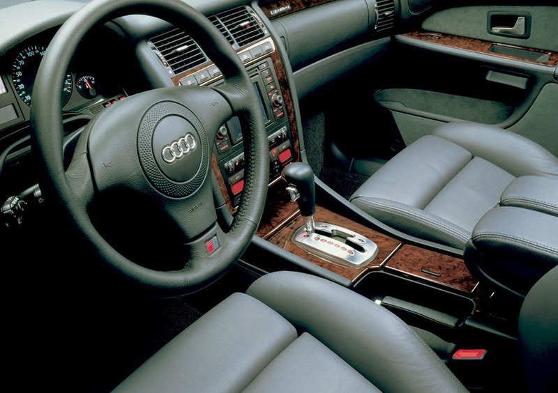 Audi A8 (1994-02) (5)