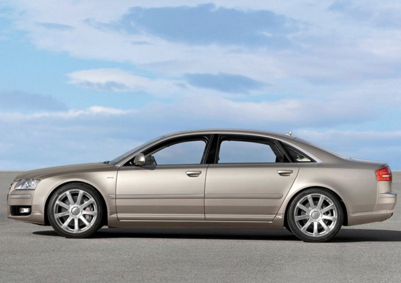 Audi A8 (2002-10) (2)