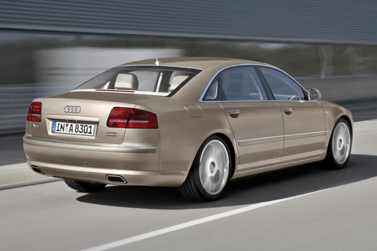 Audi A8 (2002-10) (3)