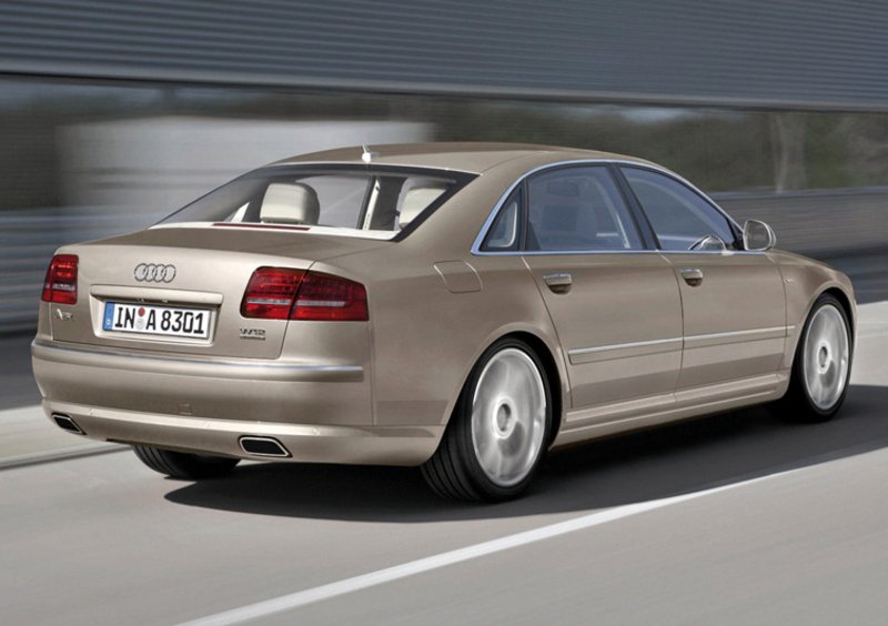 Audi A8 (2002-10) (3)