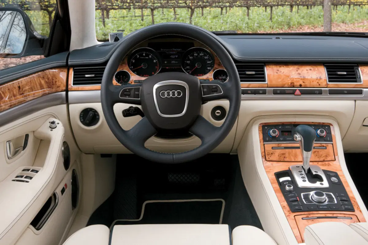 Audi A8 (2002-10) (6)