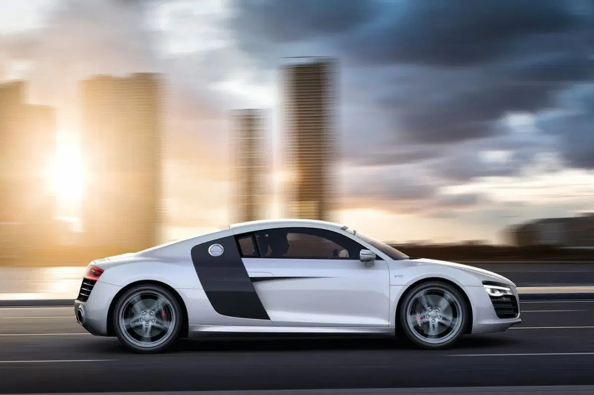 Audi R8 Coupé 4.2 V8 FSI quattro S tronic (4)