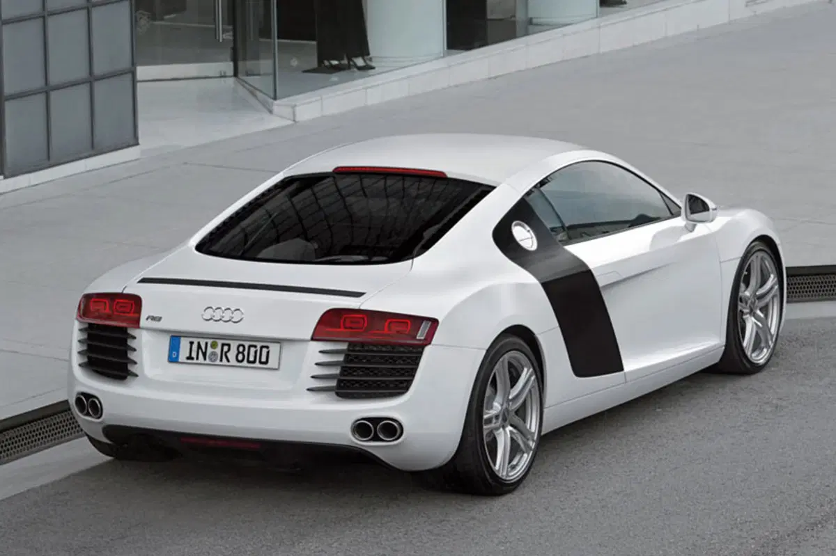 Audi R8 Coupé 4.2 V8 FSI quattro S tronic (3)