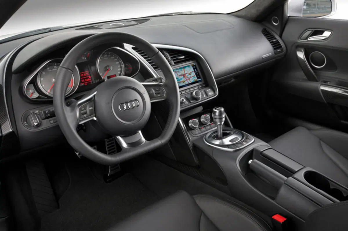 Audi R8 Coupé 4.2 V8 FSI quattro S tronic (5)