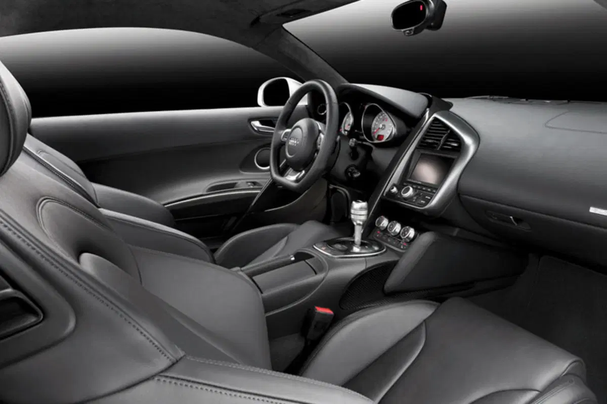 Audi R8 Coupé 4.2 V8 FSI quattro S tronic (8)