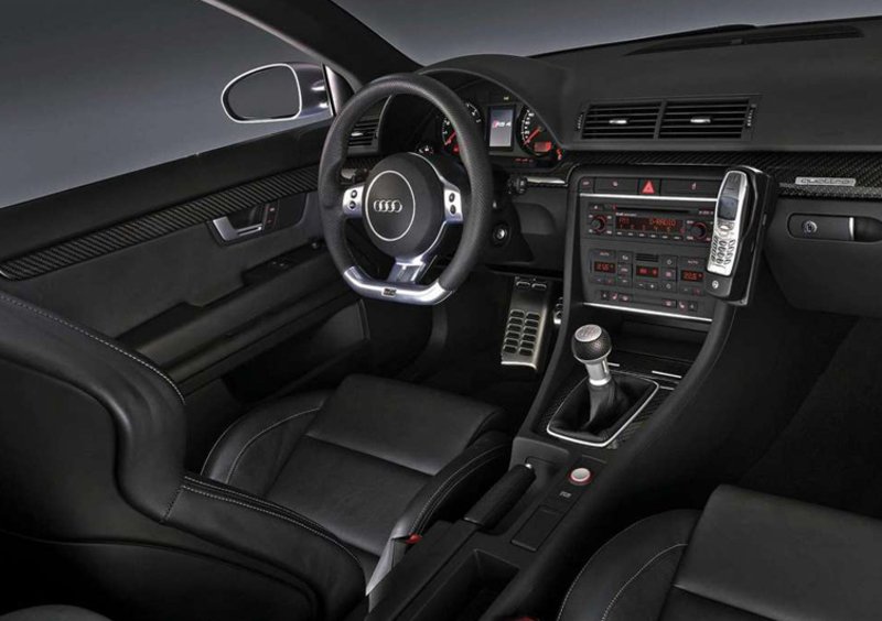 Audi RS 4 (2005-07) (3)