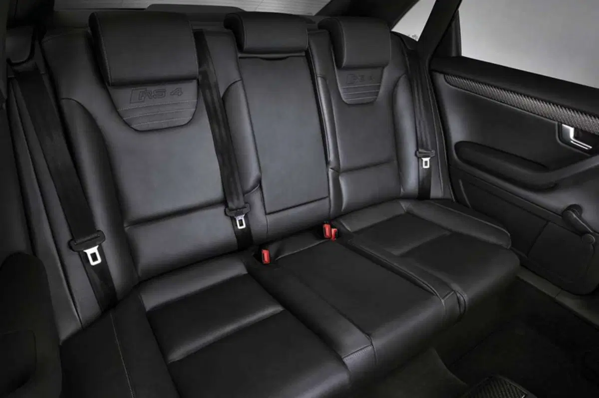 Audi RS 4 (2005-07) (6)