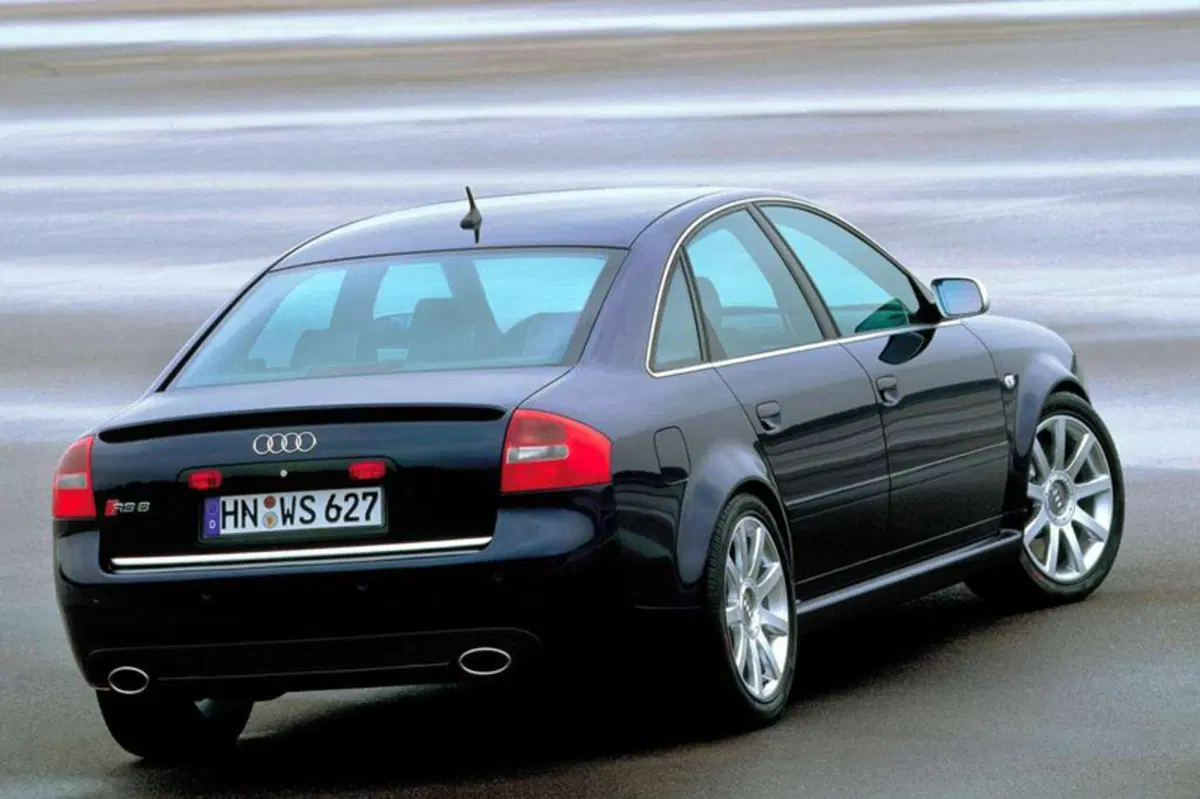 Audi RS 6 (2002-04) (2)