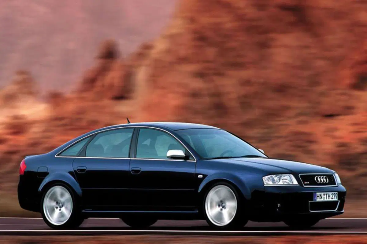 Audi RS 6 (2002-04) (3)