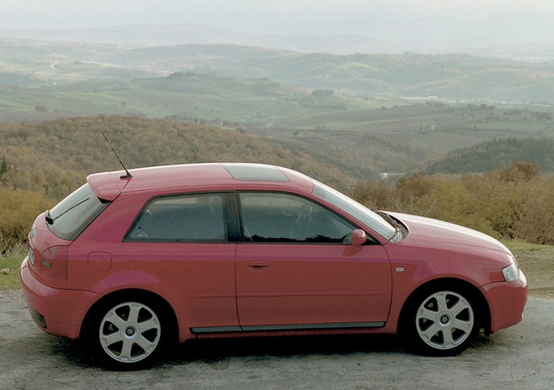 Audi S3 (1999-03) (2)