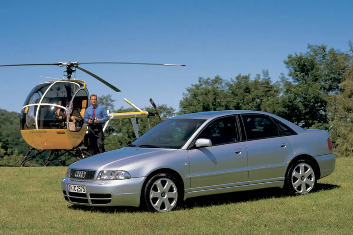 Audi S4 (1997-00) (2)