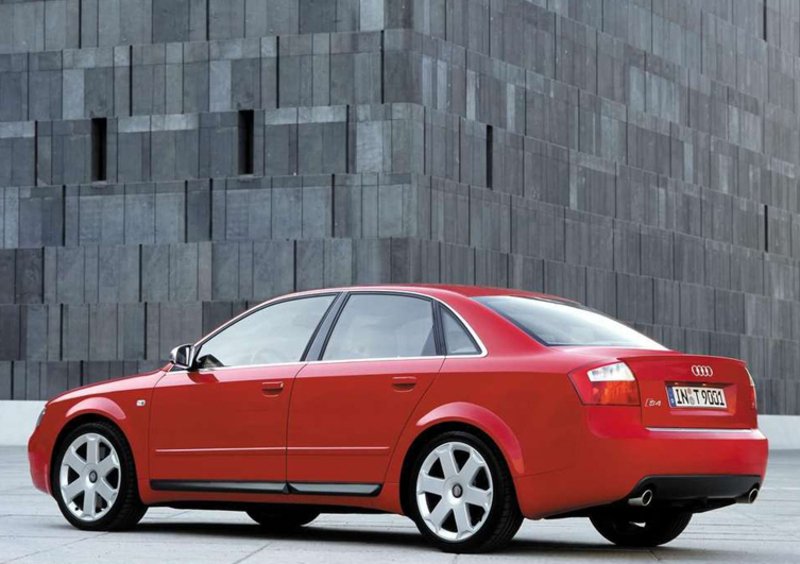 Audi S4 (2003-04) (3)