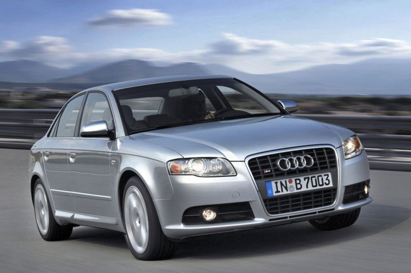 Audi S4 (2004-07)