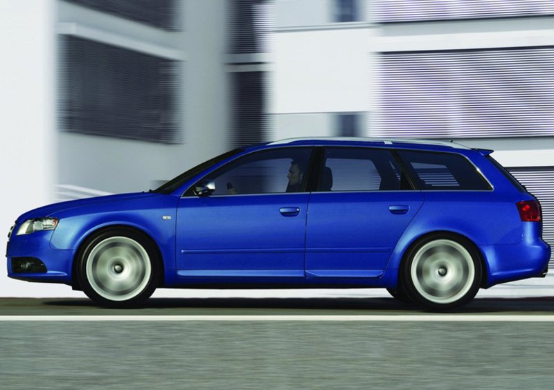 Audi S4 Avant (2004-08) (2)