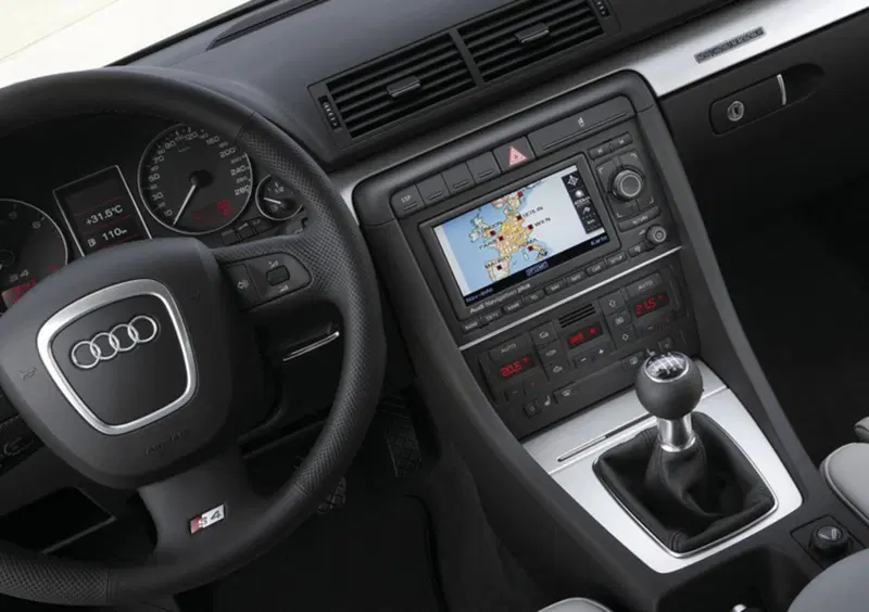 Audi S4 Avant (2004-08) (4)