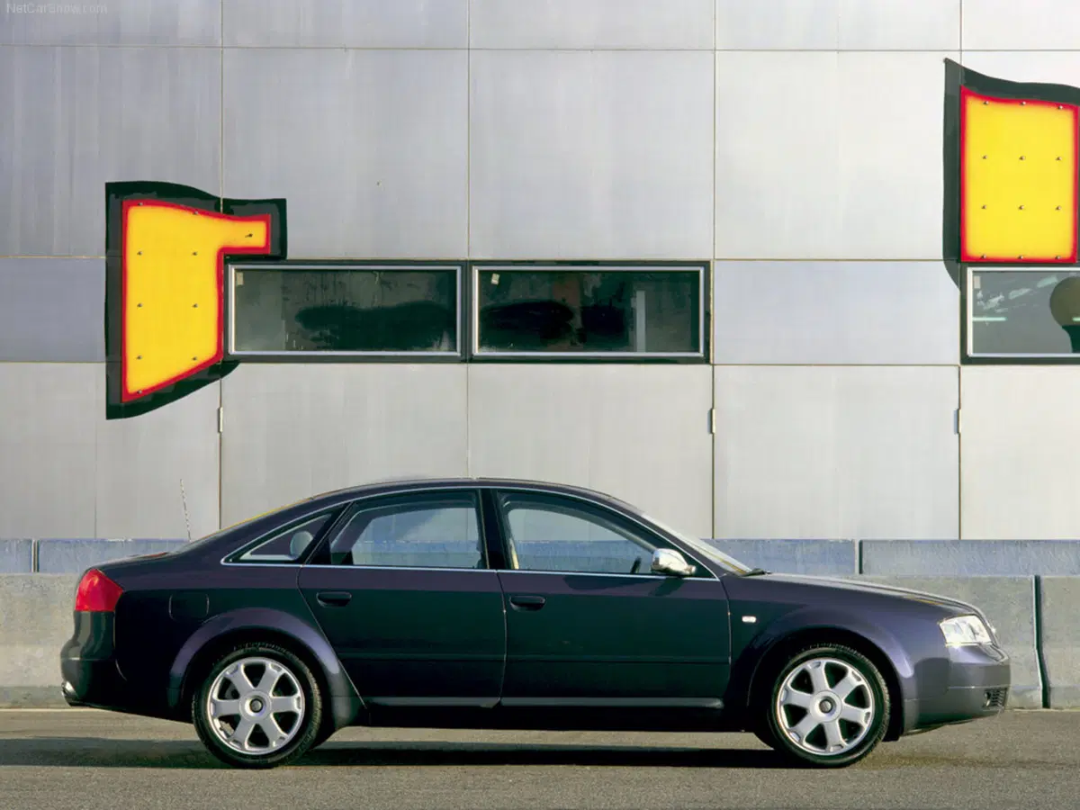 Audi S6 (1999-04) (2)