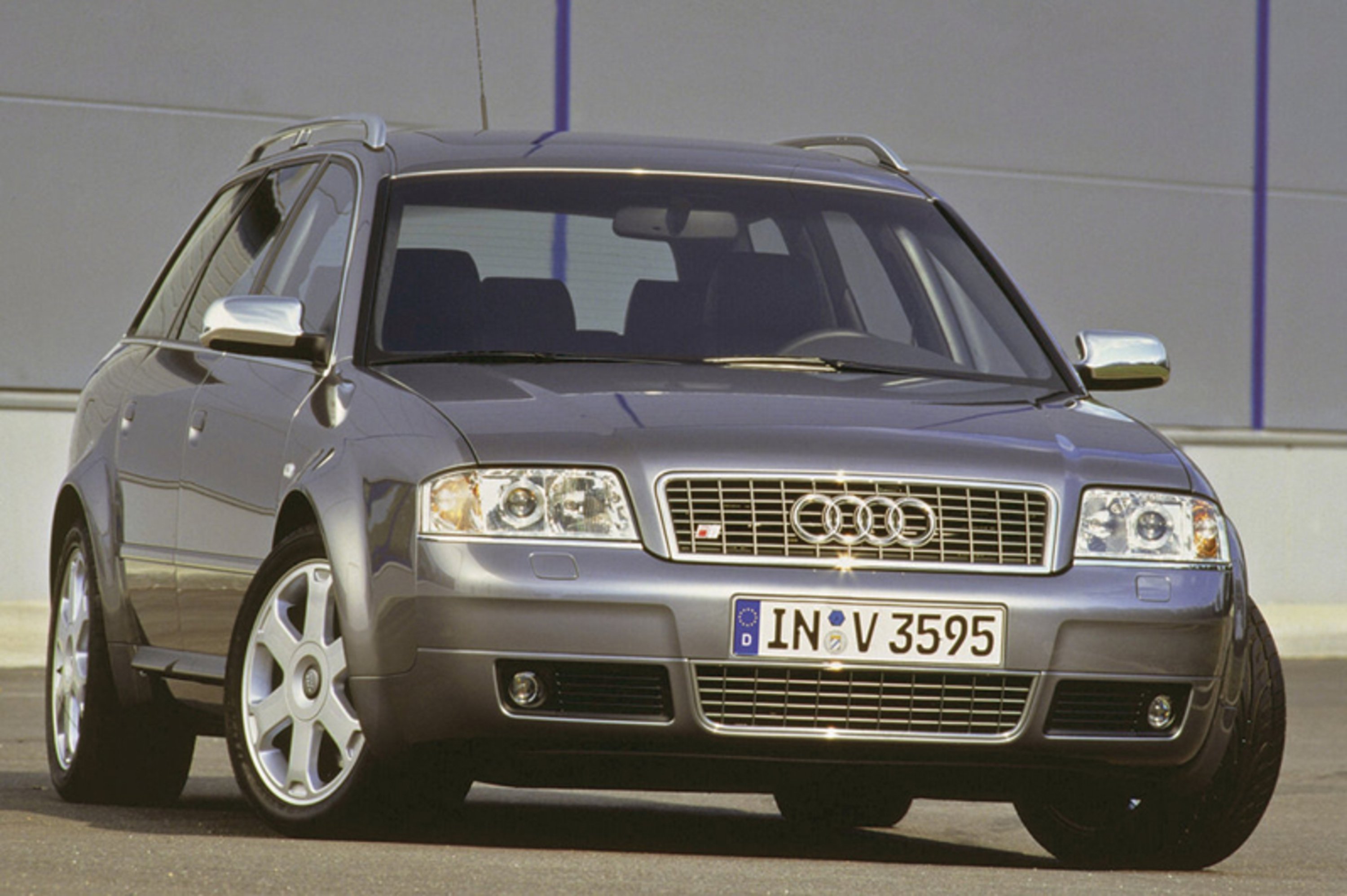 Audi S6 Avant (1999-05)