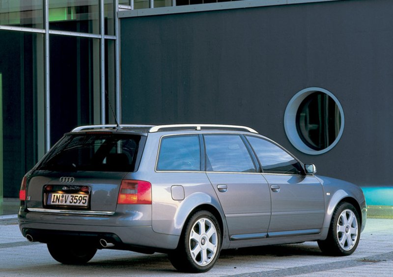 Audi S6 Avant (1999-05) (3)