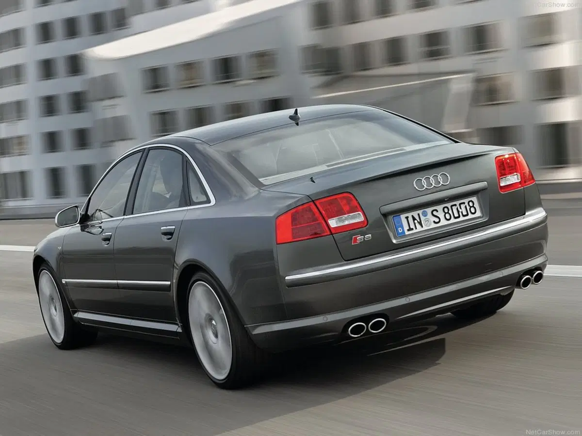 Audi S8 (2006-10) (2)