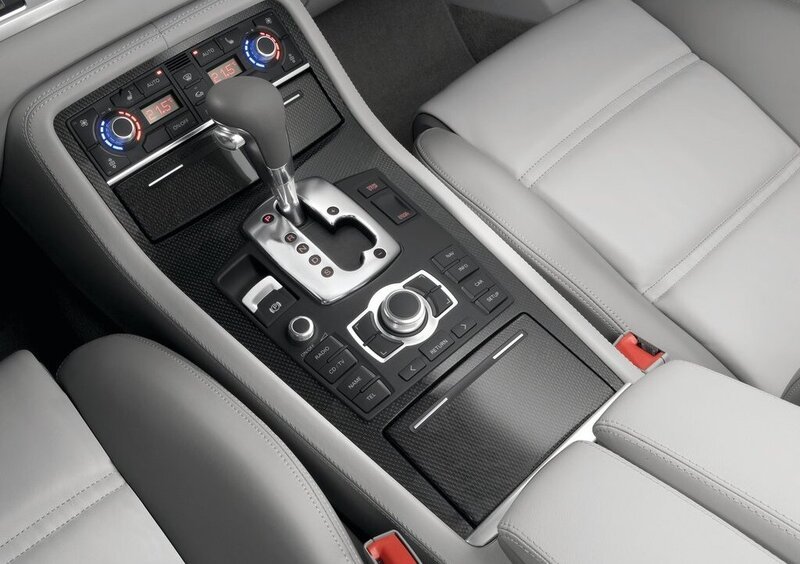 Audi S8 (2006-10) (6)