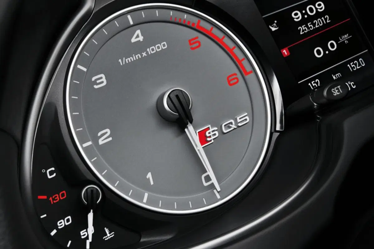 Audi SQ5 3.0 V6 TDI Biturbo quattro tiptronic (9)