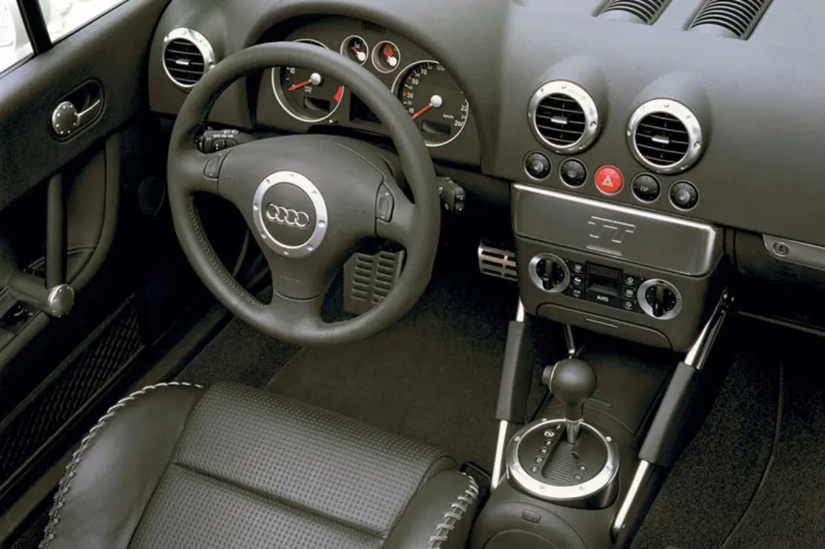 Audi TT Cabrio (1999-06) (4)