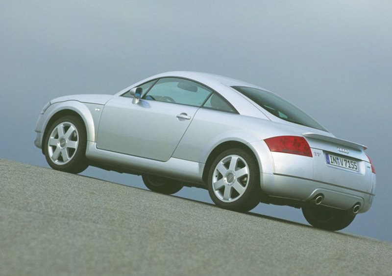 Audi TT Coupé (1998-06) (3)
