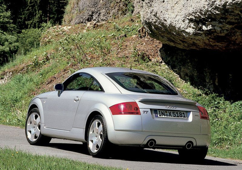 Audi TT Coupé (1998-06) (2)