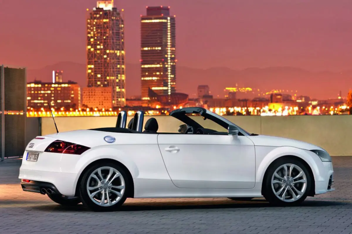 Audi TTS Cabrio 2.0 272 CV TFSI quattro S tronic (4)