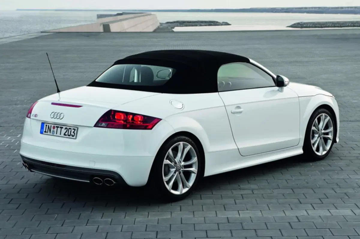 Audi TTS Cabrio 2.0 272 CV TFSI quattro S tronic (5)