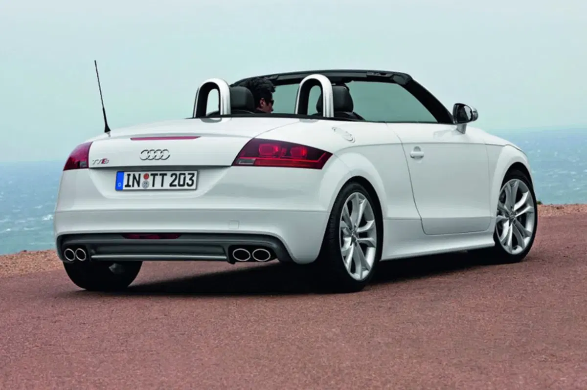 Audi TTS Cabrio 2.0 272 CV TFSI quattro S tronic (3)