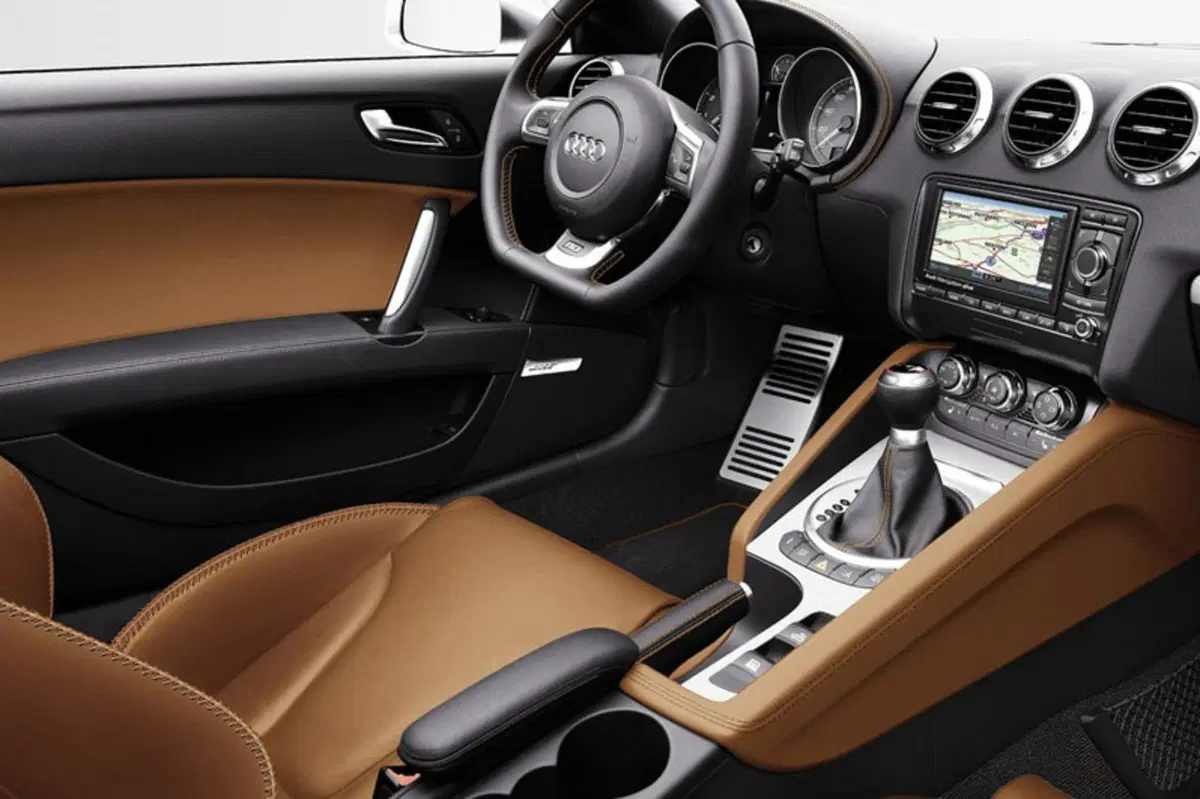 Audi TTS Cabrio 2.0 272 CV TFSI quattro S tronic (7)