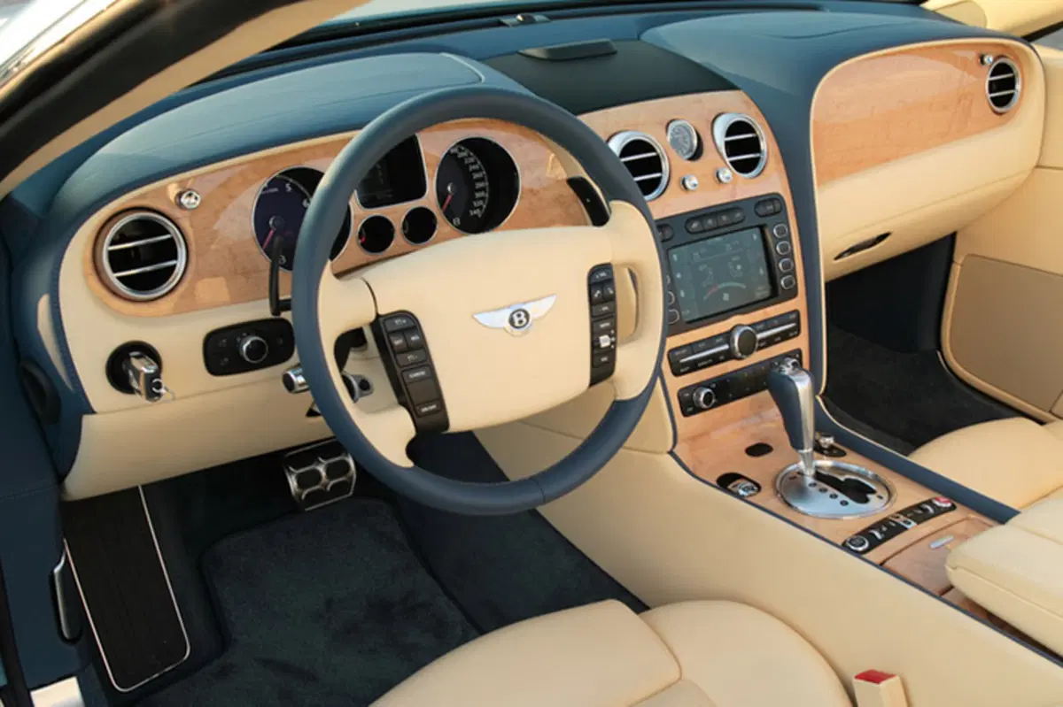Bentley Continental GTC Continental GTC V8 (9)