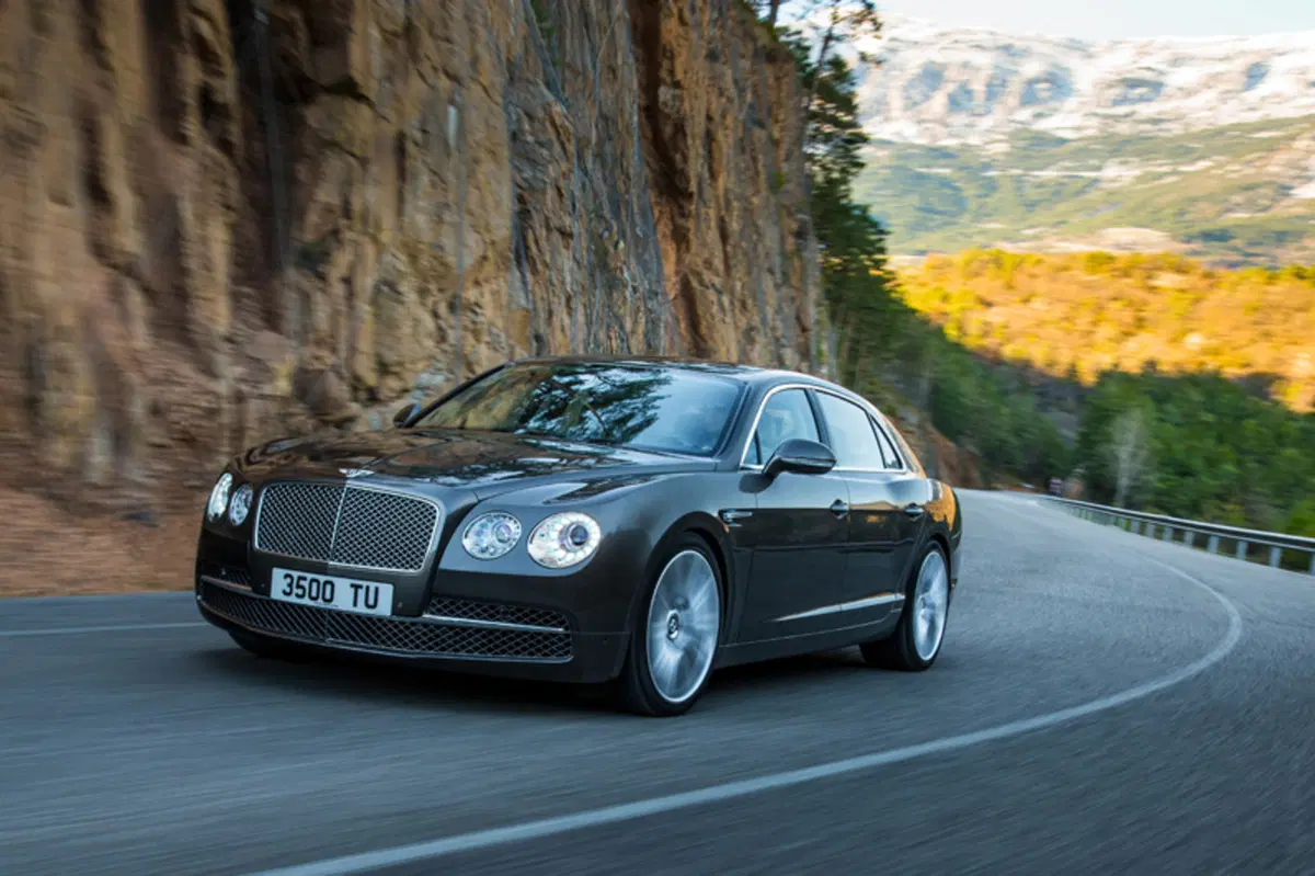 Bentley Flying Spur Spur 2.9 V6 hybrid auto (40)