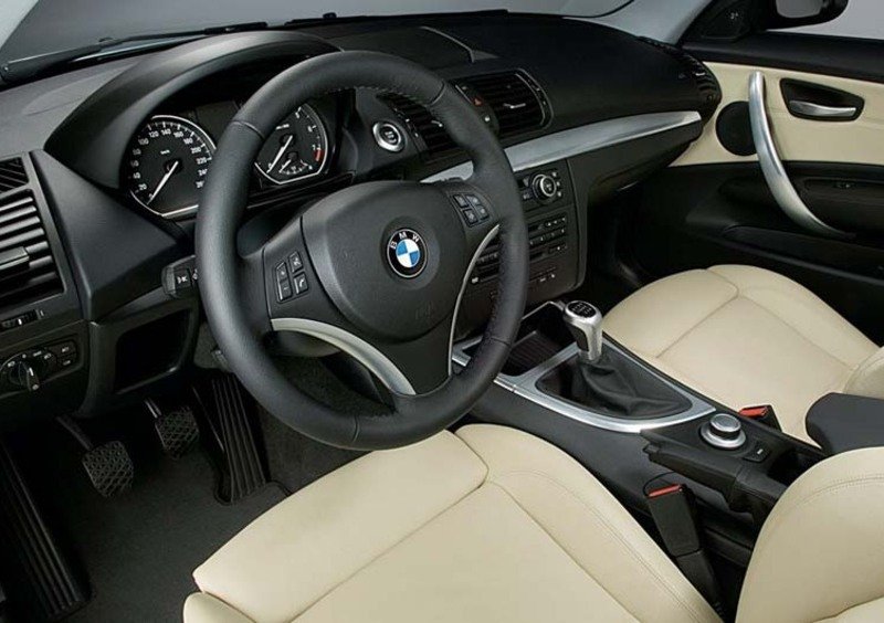 BMW Serie 1 (2007-12) (4)