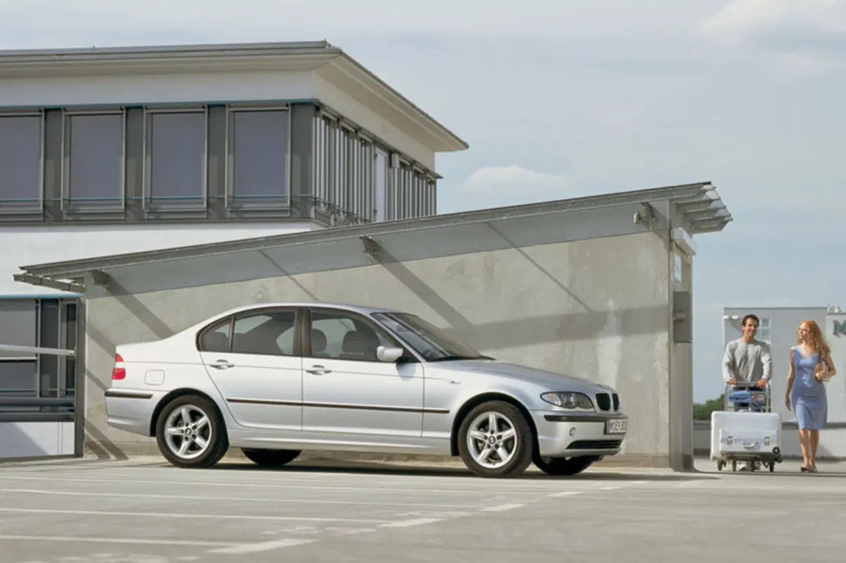 BMW Serie 3 (1998-05) (3)